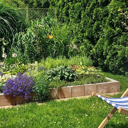 Hidden Gem Garden Apartment Krakow Luaran gambar